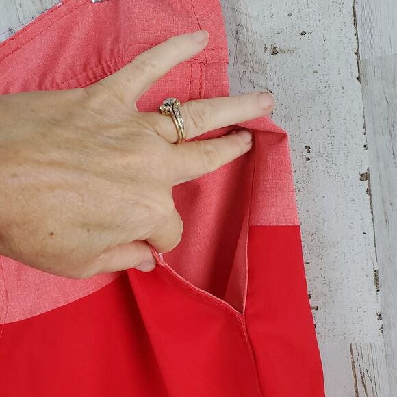 Volcom Striped Broad Shorts Red Size 36 - Picture 6 of 8